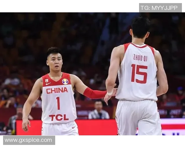 胡金秋的篮球之路:从青涩少年到CBA明星的奋斗历程与荣耀时刻