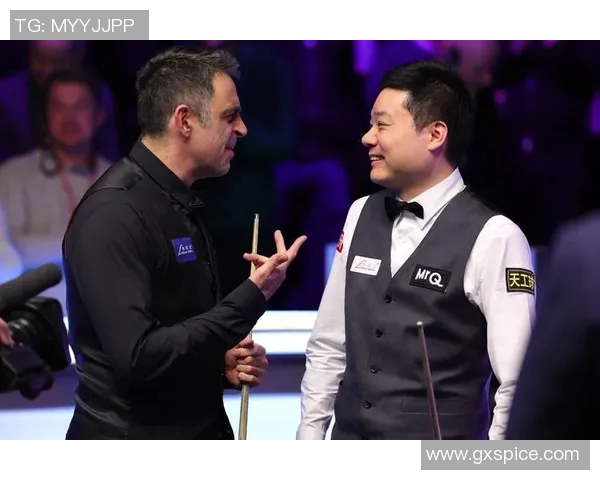 乔伊斯与奥沙利文巅峰对决谁能在斯诺克赛场上笑到最后