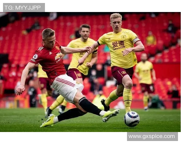 本菲卡与曼联实力对比分析揭示两队在战术与球员方面的差异