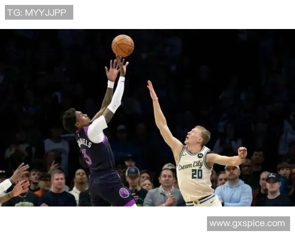 森林狼与雄鹿精彩对决回放全场亮点与精彩瞬间回顾