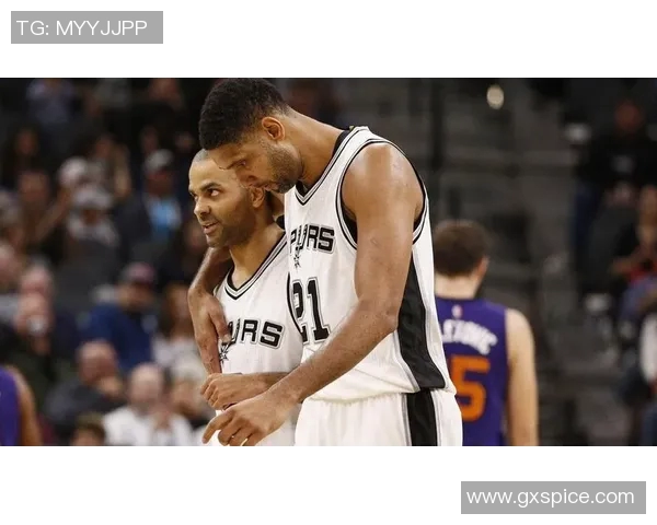 勇士与马刺激战正酣CCTV5直播精彩瞬间回顾与分析