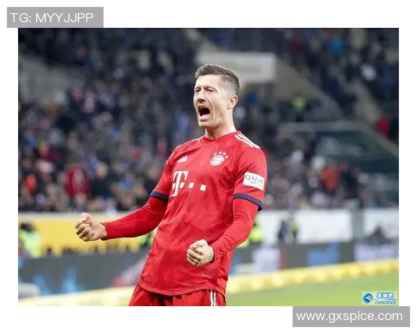 莱万领衔新一代足球巨星崛起，重塑世界足坛格局与未来发展方向